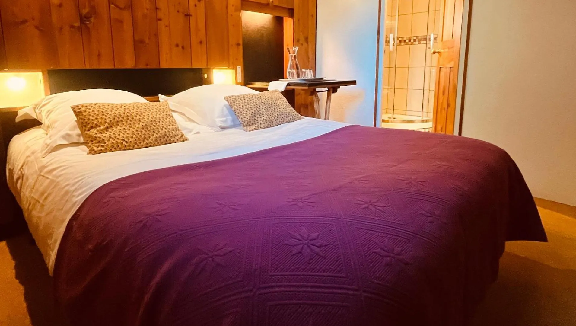 Hôtel les Lorès Val-dʼIsère 0*,